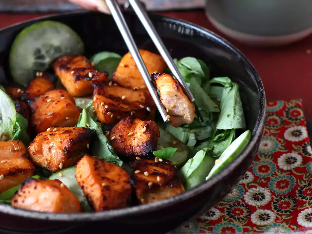 Bucățele de somon prăjite în Air Fryer cu o marinadă asiatică - poza 2