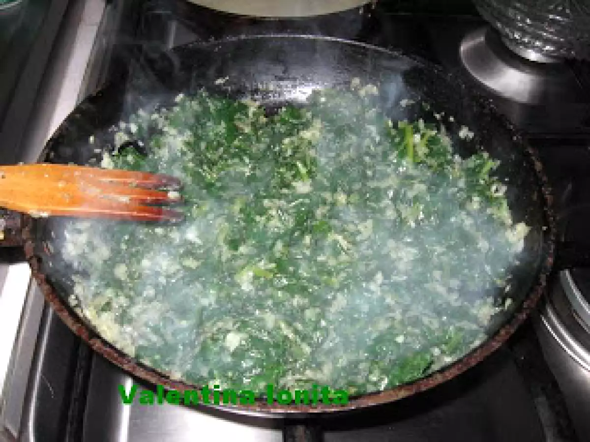 BUDINCA DE CLATITE CU SPANAC - poza 4