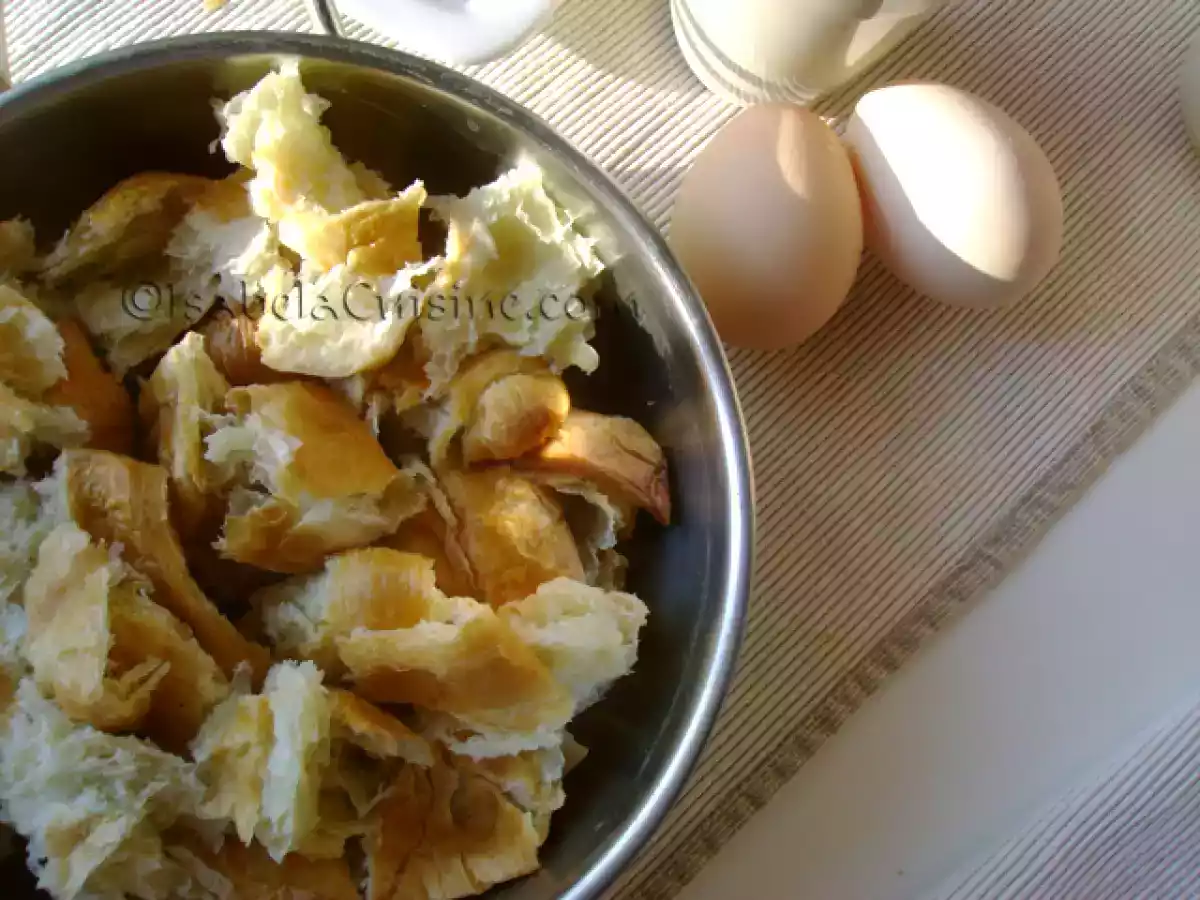 Budinca de croissante caramelizata - poza 3