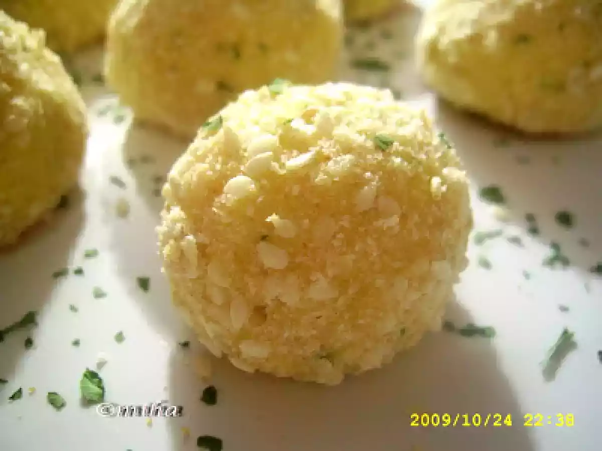 Bulgarasi de cartofi cu branza