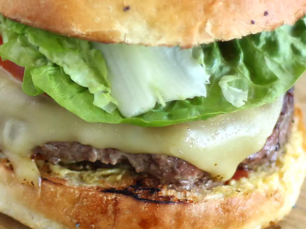 Burger de casă rapid și ușor - poza 4