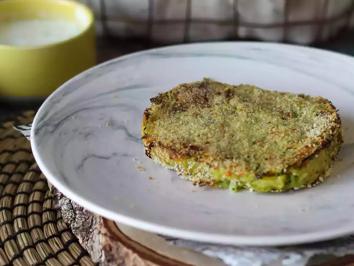 Burger de dovlecel și cartofi în friteuza cu aer (Air Fryer) - poza 3