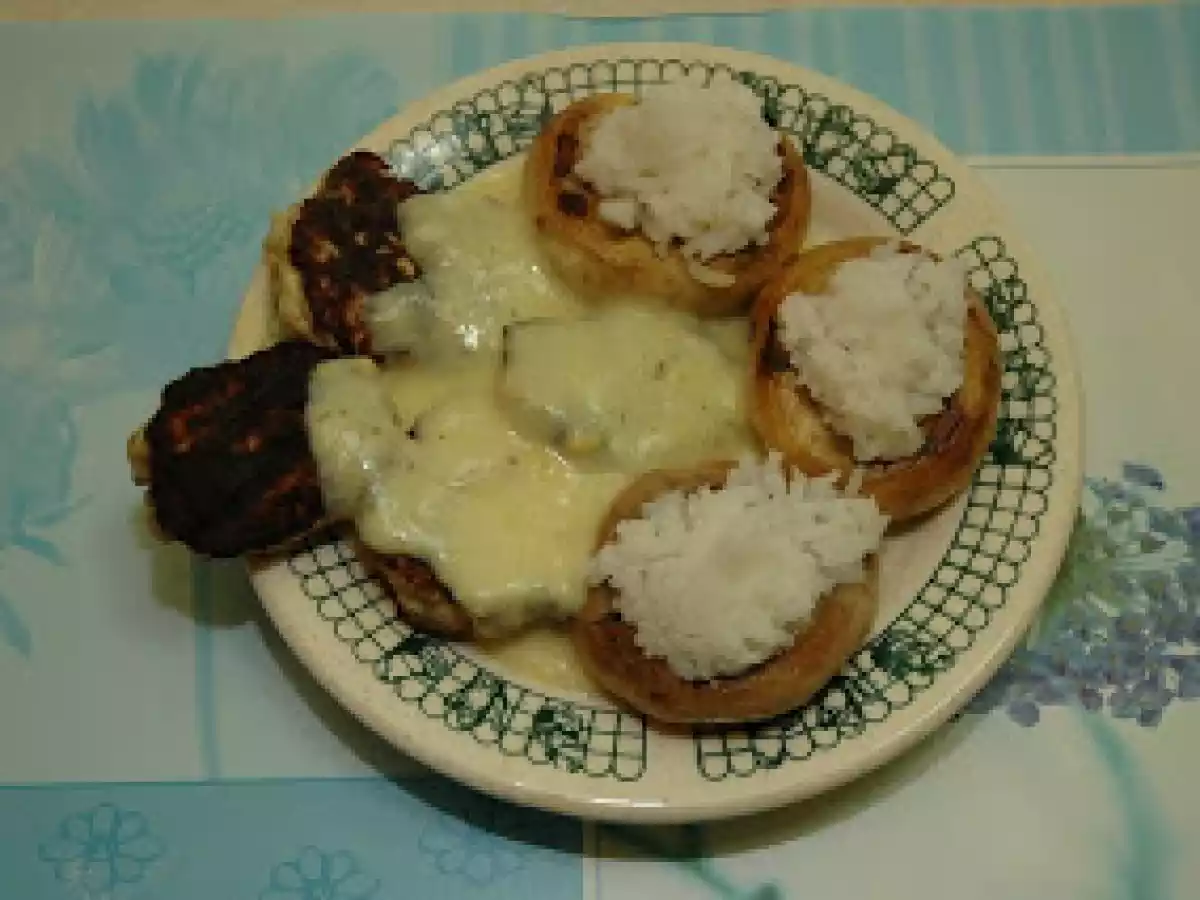 Burgeri de pui cu sos de mustar - poza 2