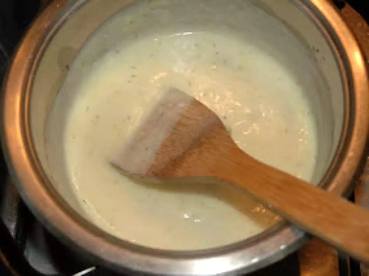 Burgeri de pui cu sos de mustar - poza 3