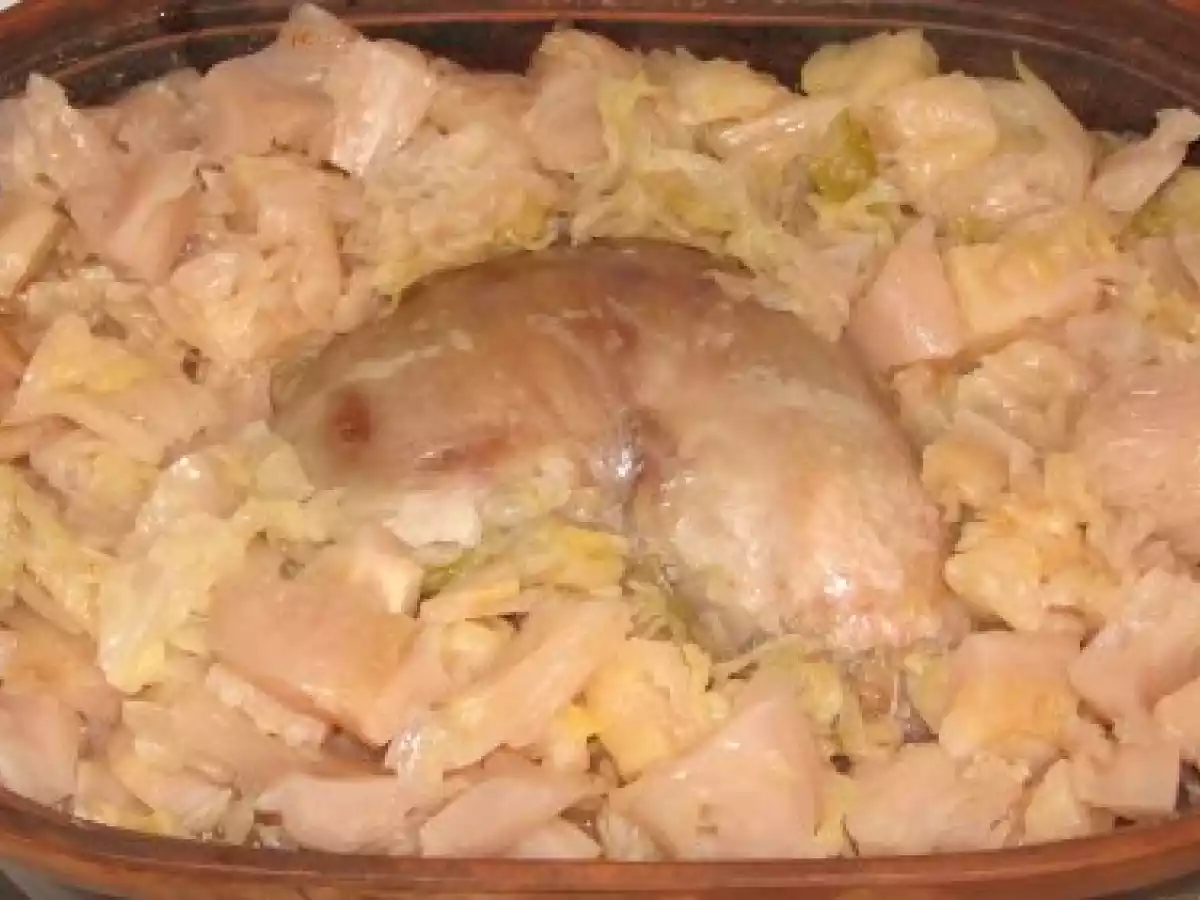 Burta de porc afumata cu varza murata si mamaliguta - poza 10