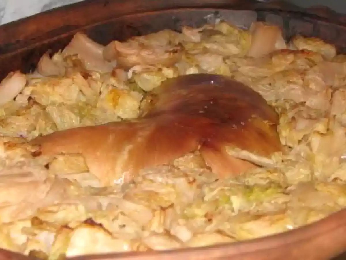 Burta de porc afumata cu varza murata si mamaliguta - poza 12