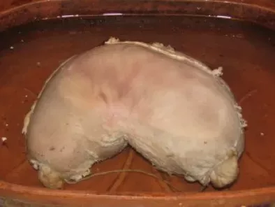 Burta de porc afumata cu varza murata si mamaliguta - poza 5