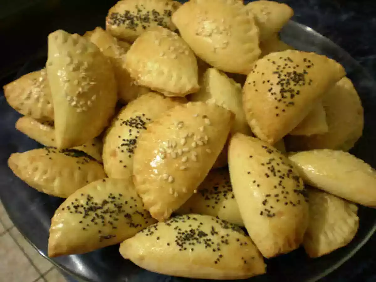 Buzunare cu telemea by Flor - poza 8