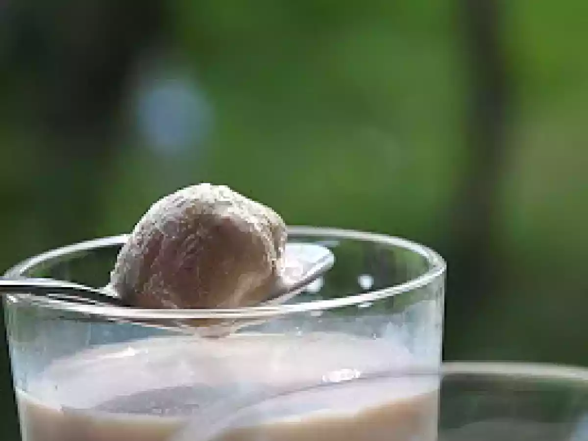 Cafea cu lapte si inghetata - poza 3