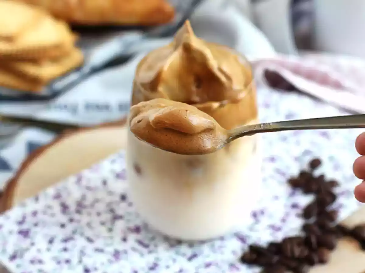 Cafea Dalgona - poza 6