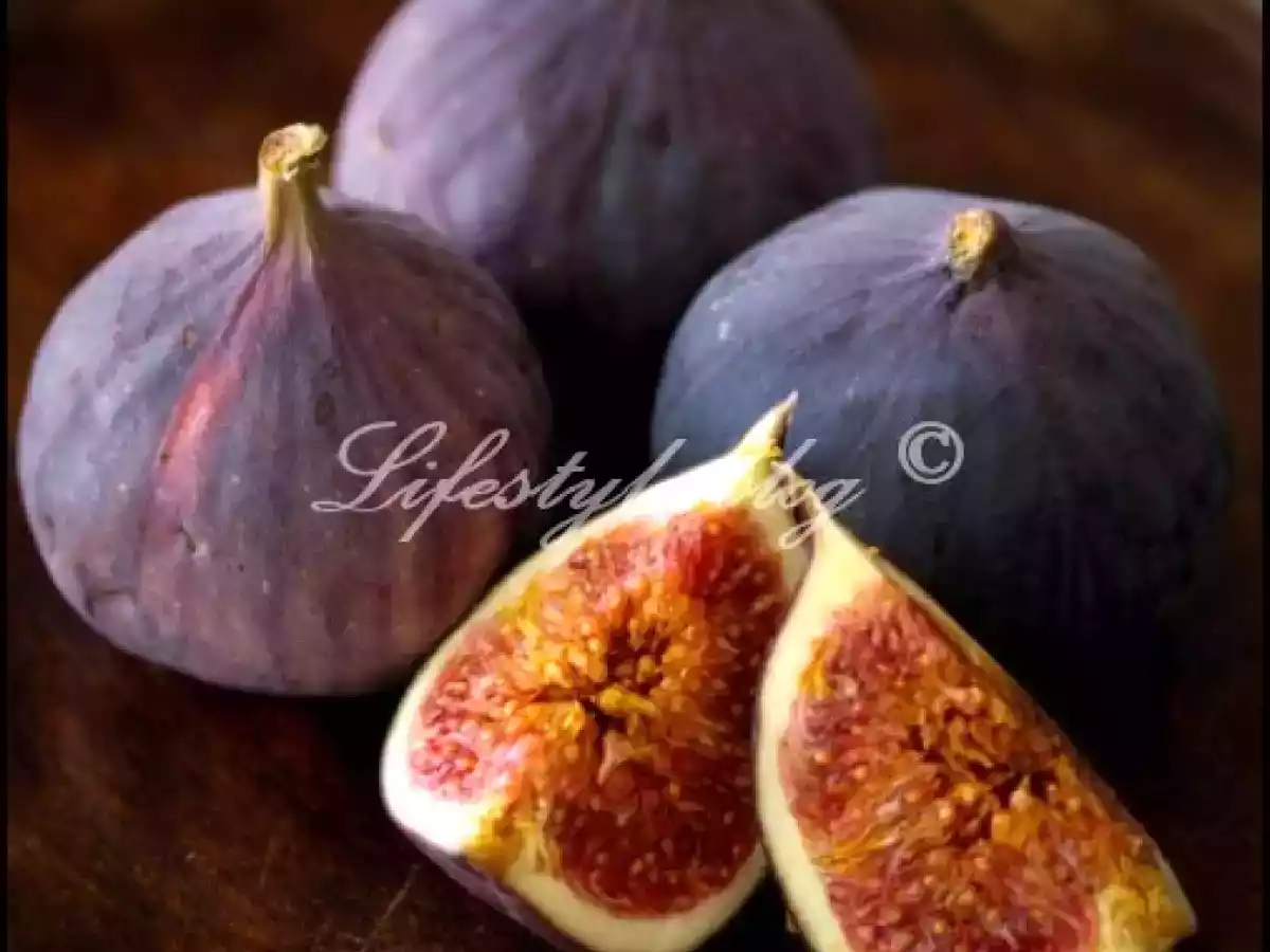 Caietul de retete: iaurt cu smochine