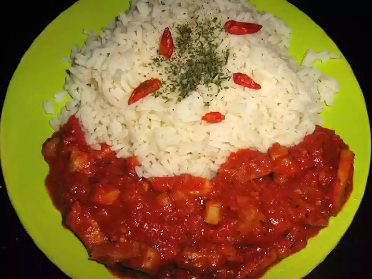 Calamar in sos picant de tomate - poza 5