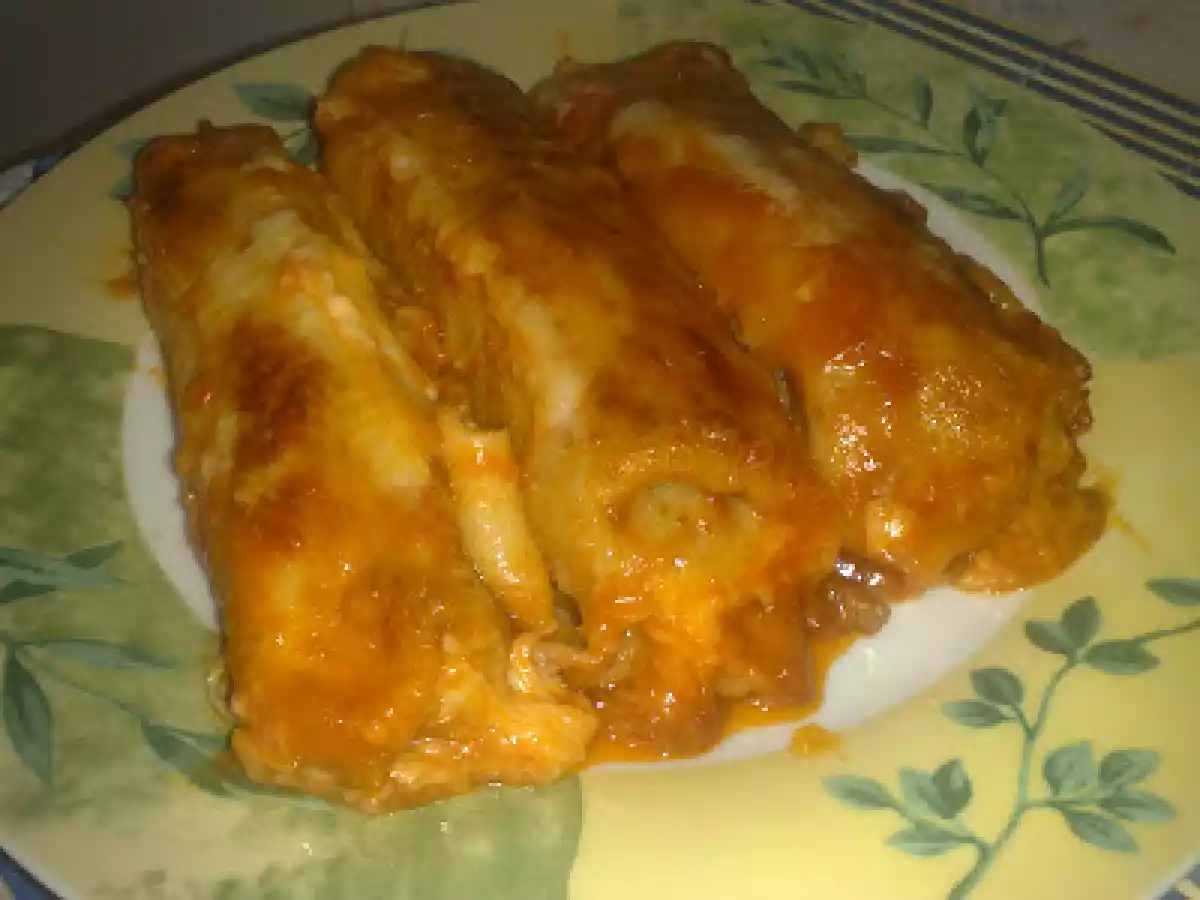 Caneloni cu carne tocata