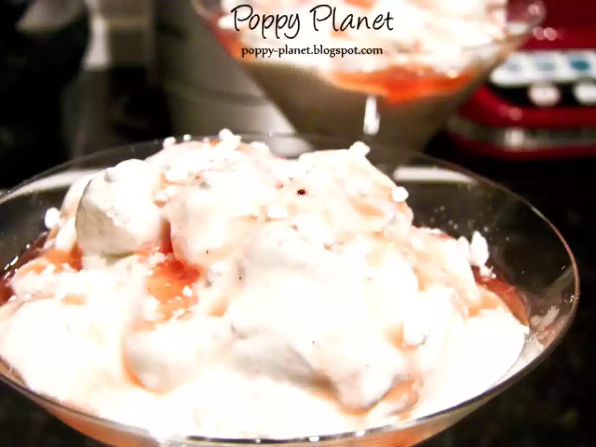 Capsuni cu frisca si bezele - poza 6