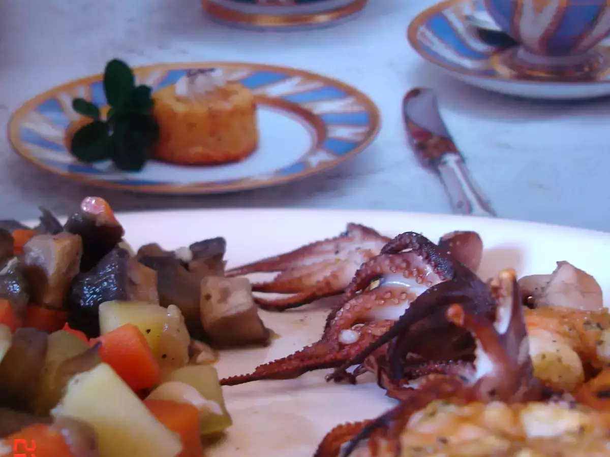 Caracatita si creveti la gratar cu legume - poza 2