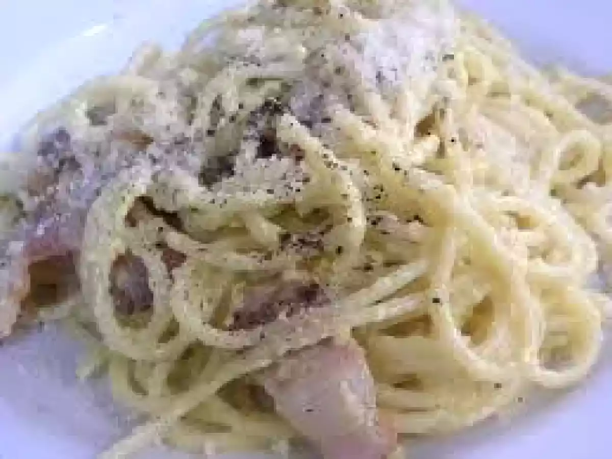 Carbonara cu sunca