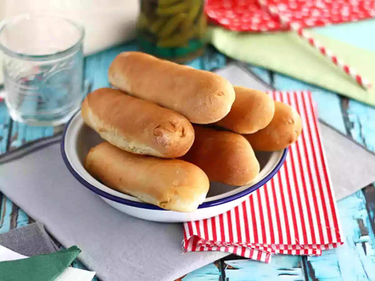 Cârnăciori în aluat foietaj spiralat – gustare rapidă și delicioasă - poza 2