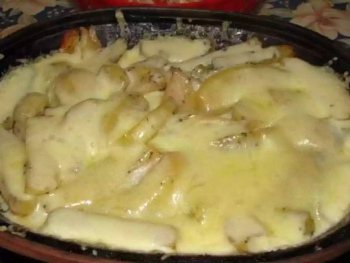 Carnati de Sibiu cu garnitura de cartofi in bere si cascaval ? - poza 17