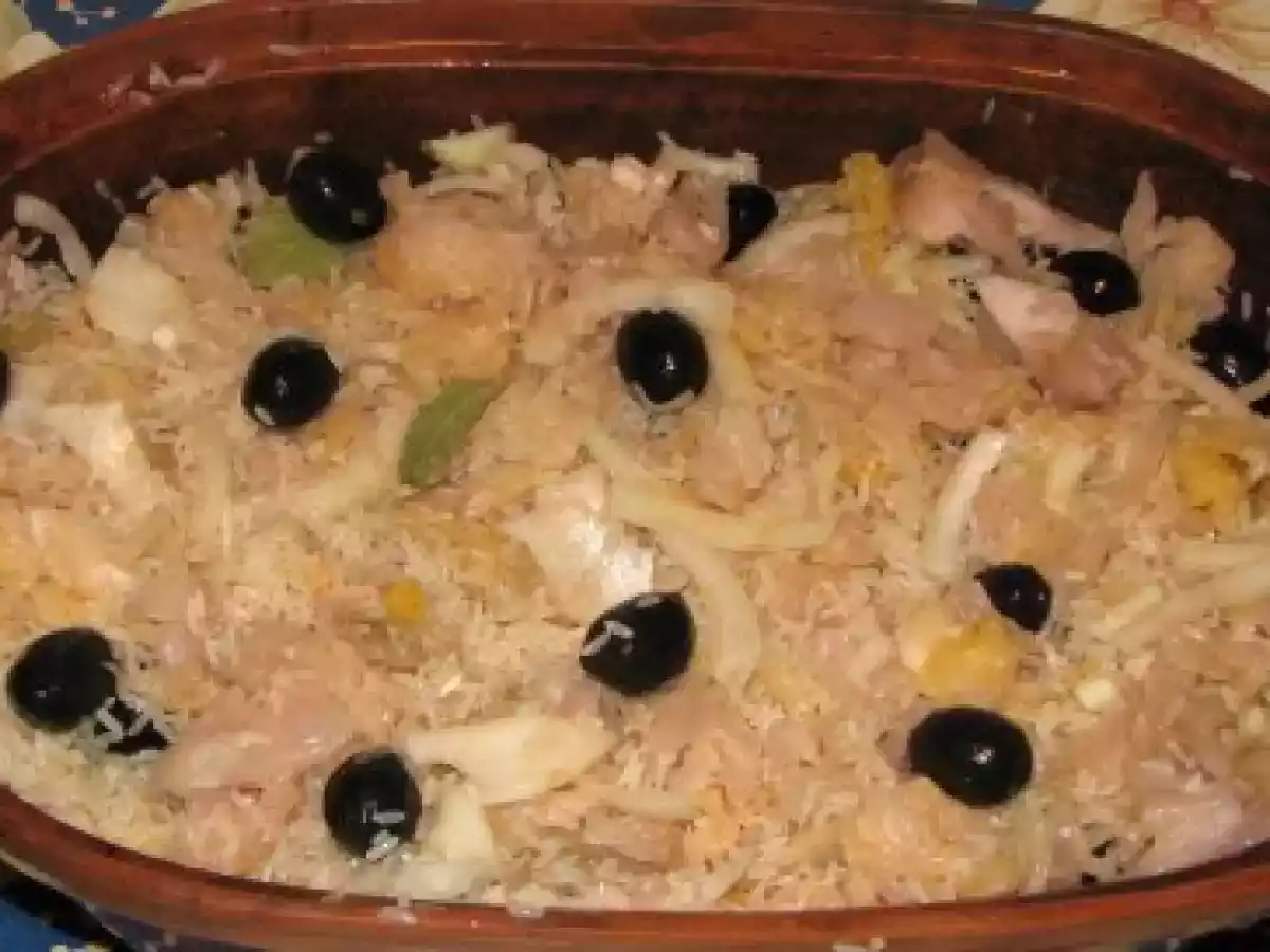 Carne de la garnita cu varza, orez, masline si ceapa - poza 12