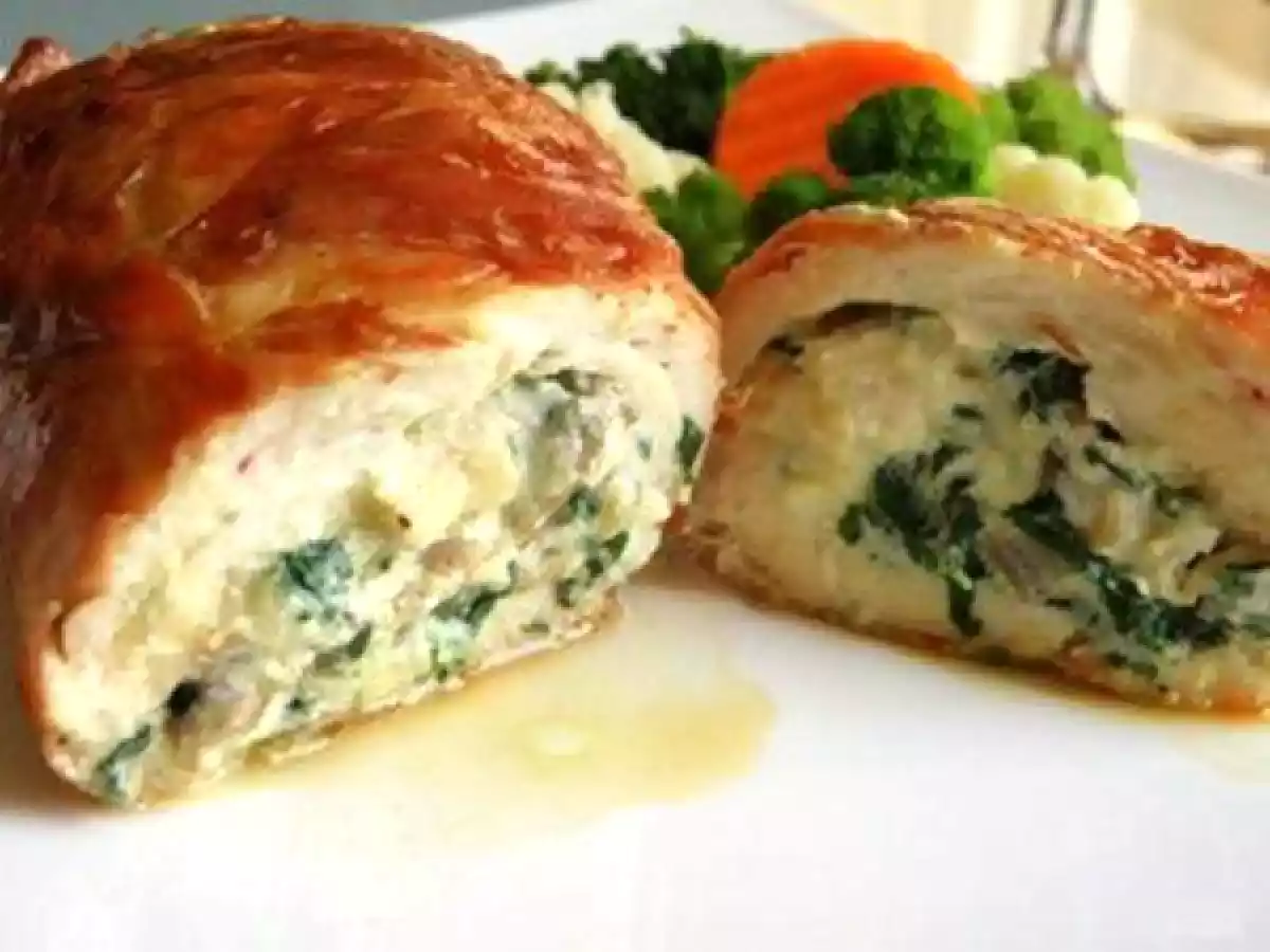 Carne pui umpluta cu ciuperci si spanac