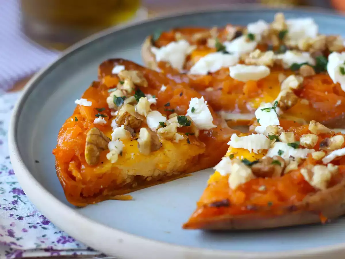 Cartof dulce copt cu ou, brânză feta, miere și nuci - poza 5
