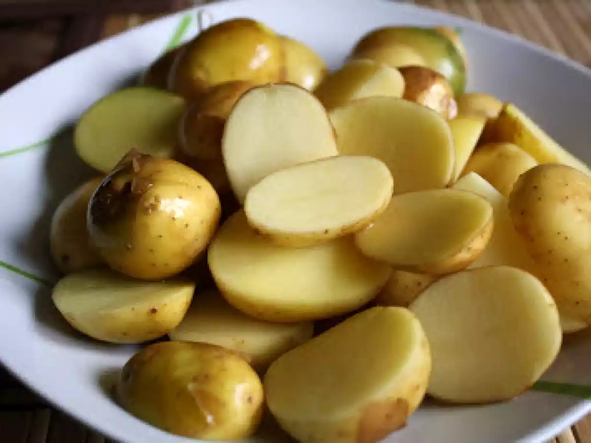 Cartofi copti, cu marar - poza 3