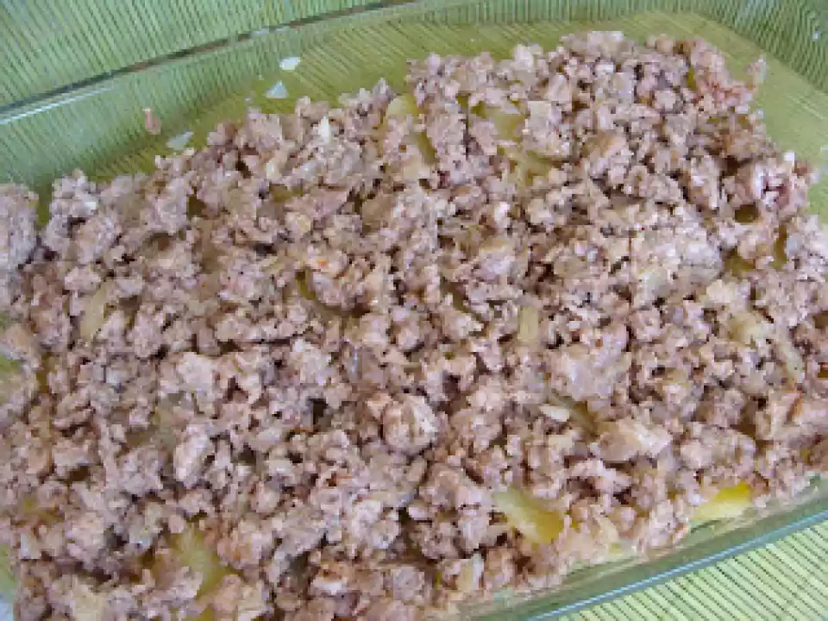 Cartofi cu carne la cuptor - poza 6