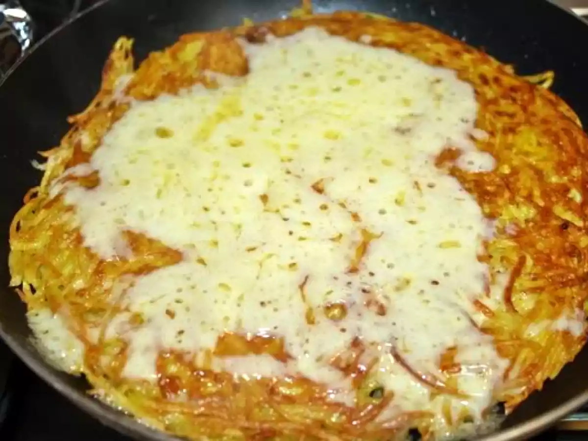 Cartofi cu oua la tigaie - poza 5