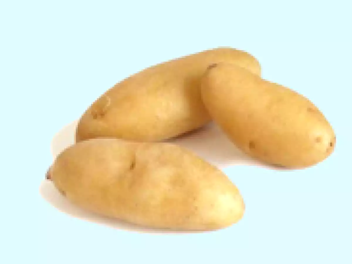 Cartofi cu rosii si usturoi