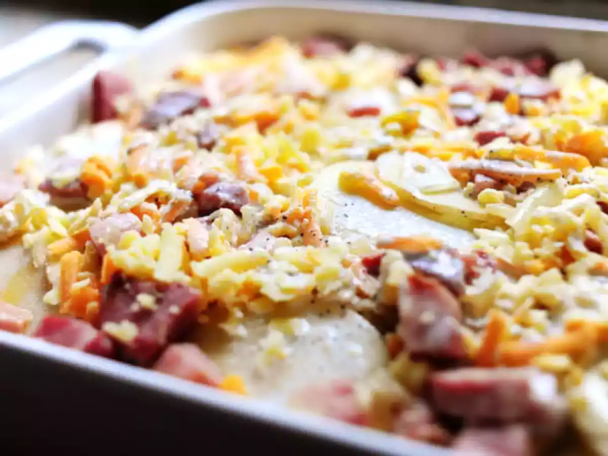 Cartofi cu sunca la cuptor - poza 3