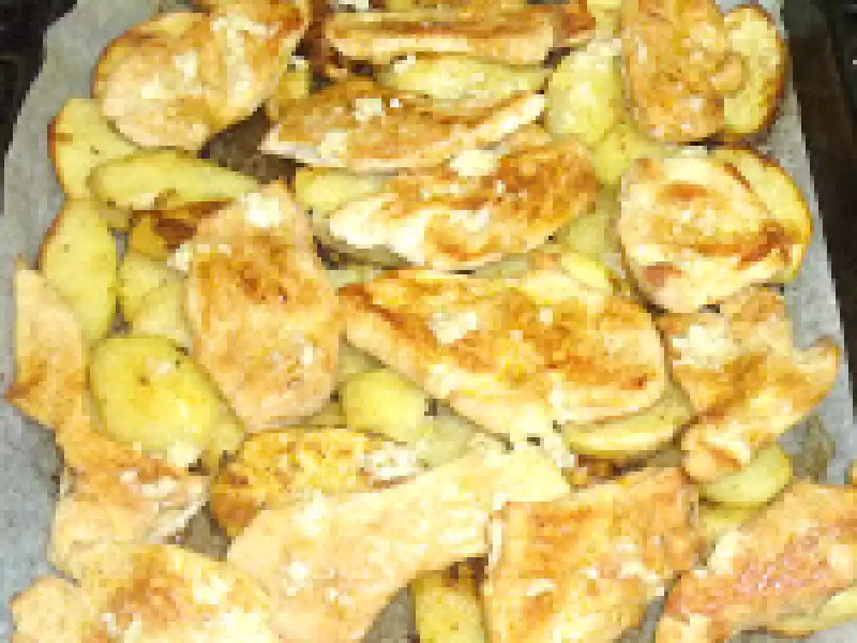 Cartofi la cuptor cu gratar de pui si sos tzatziki (4 persoane)