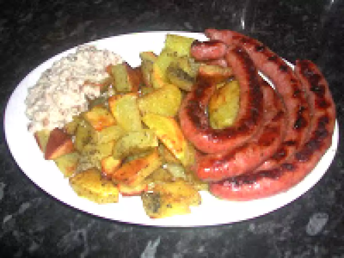 Cartofi la cuptor cu sos de nuci