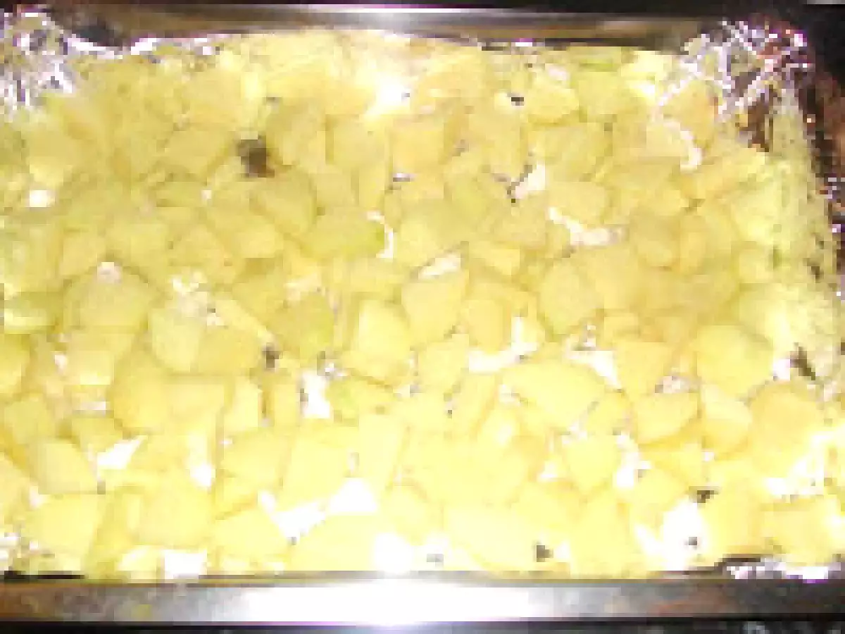 Cartofi la cuptor cu sos de nuci - poza 6