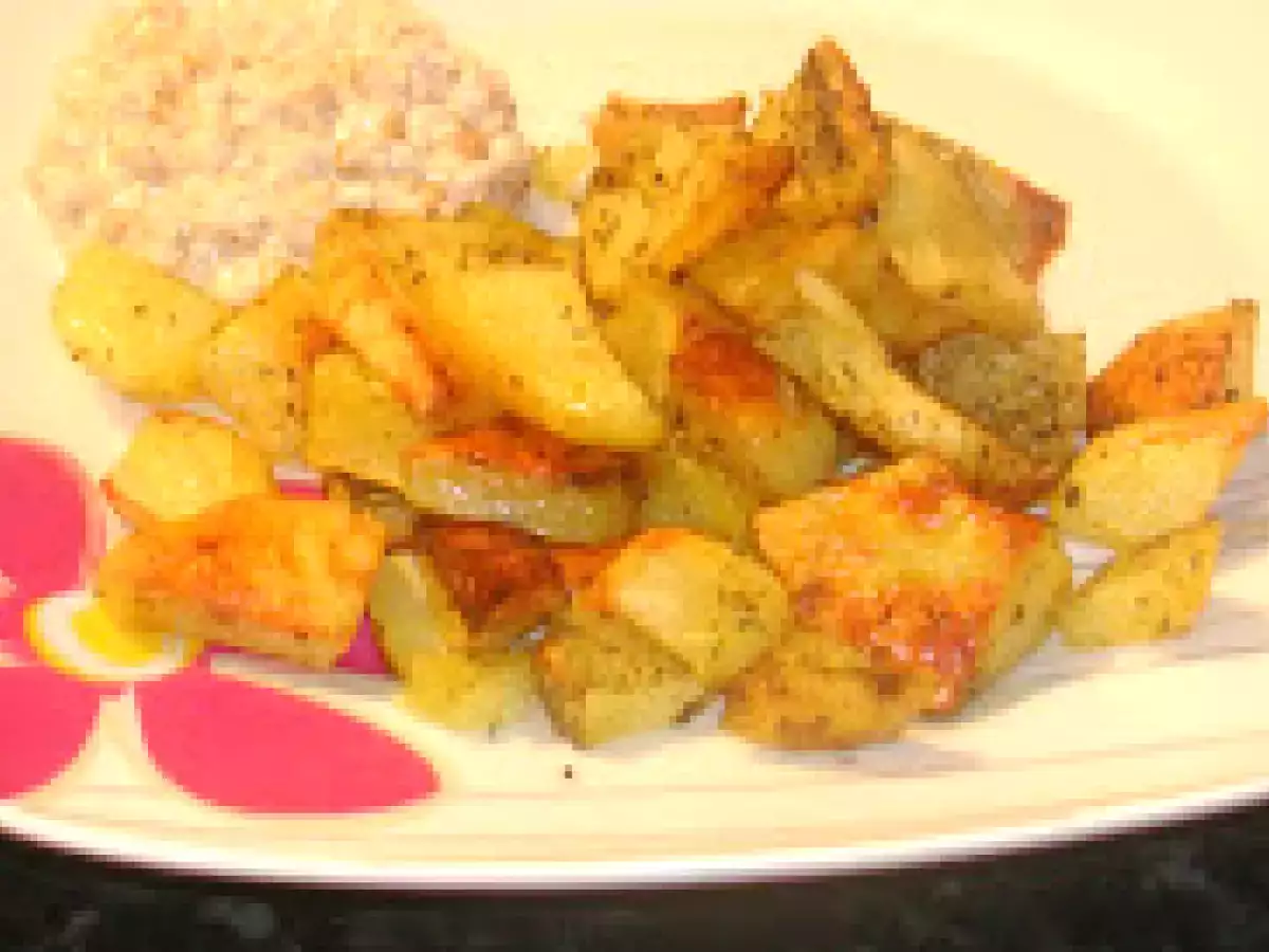 Cartofi la cuptor cu sos de nuci - poza 9