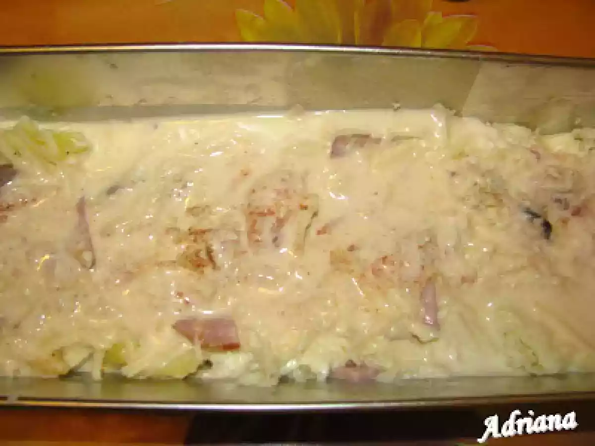 Cartofi la tava cu muschi si smantana - poza 3