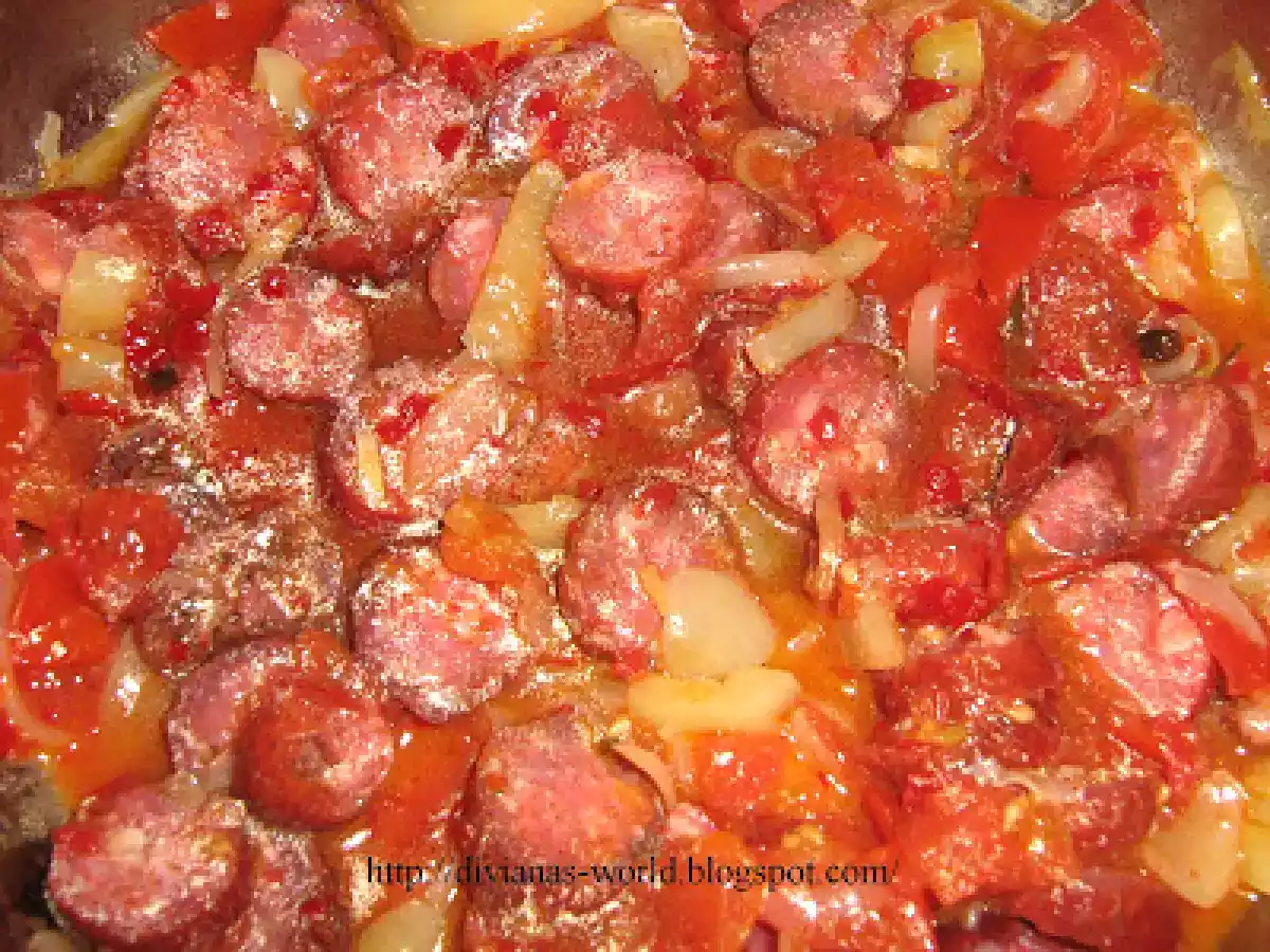 CARTOFI LA TIGAIE IN STIL SPANIOL