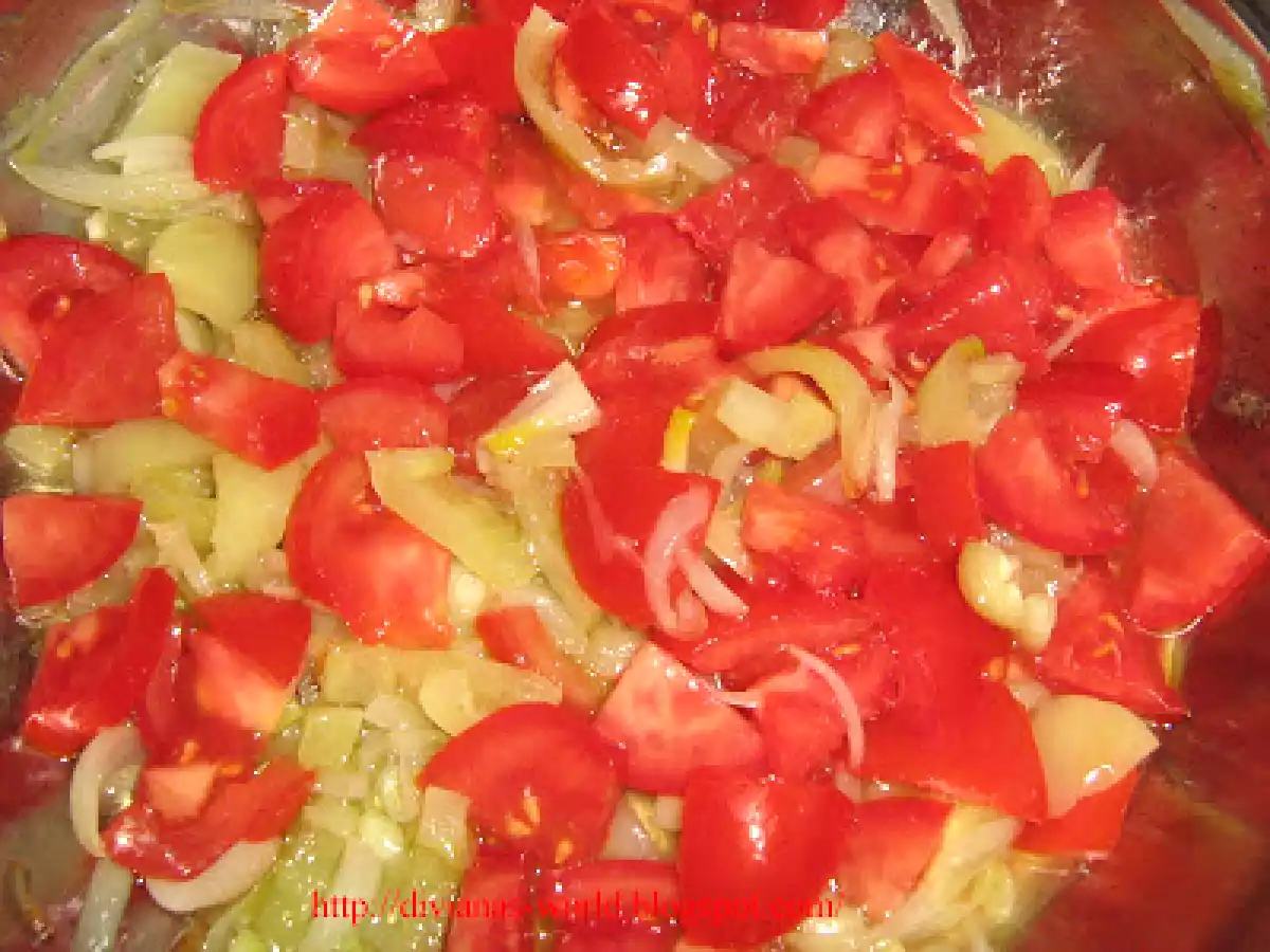 CARTOFI LA TIGAIE IN STIL SPANIOL - poza 5