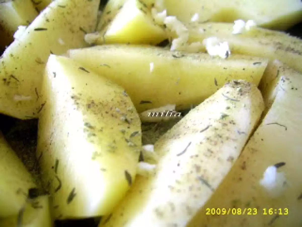 Cartofi picanti la cuptor - poza 2