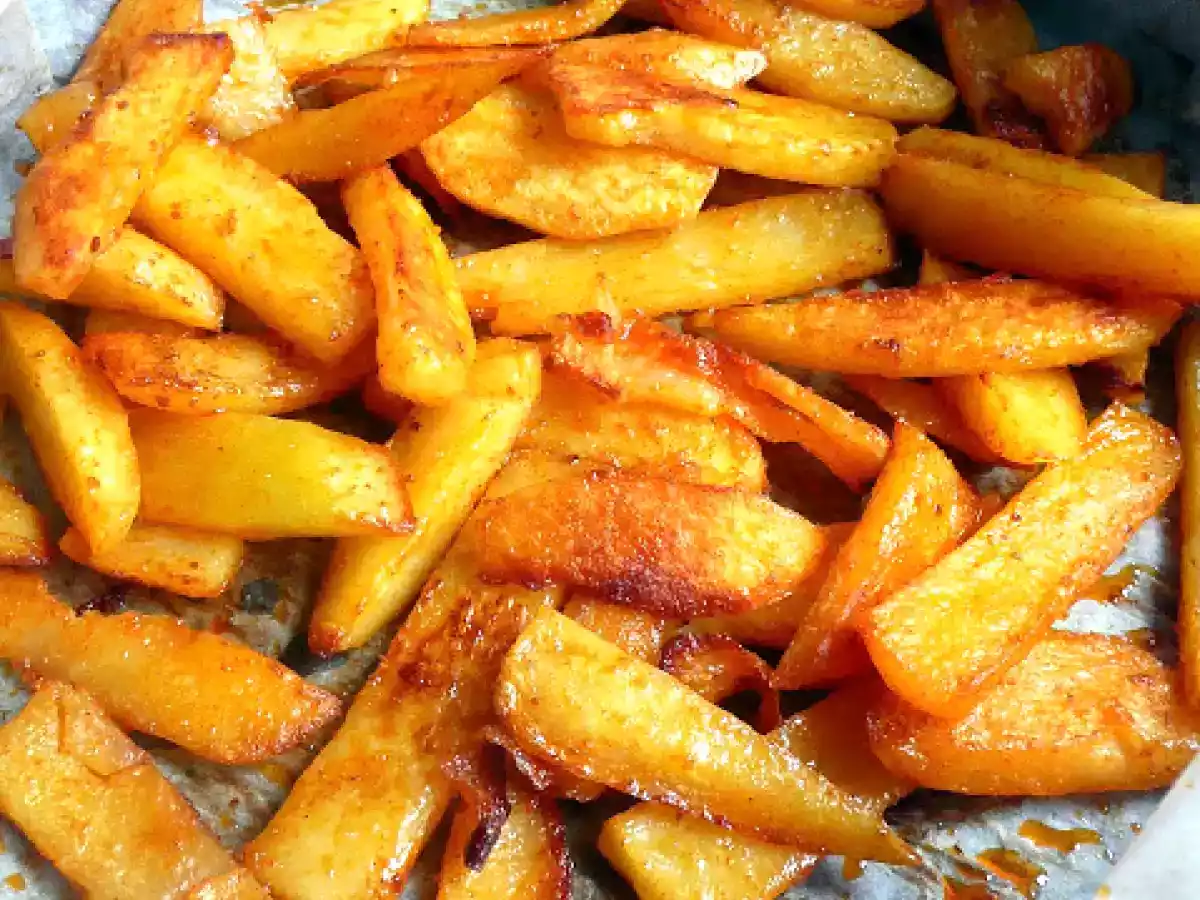 Cartofi prajiti la cuptor /