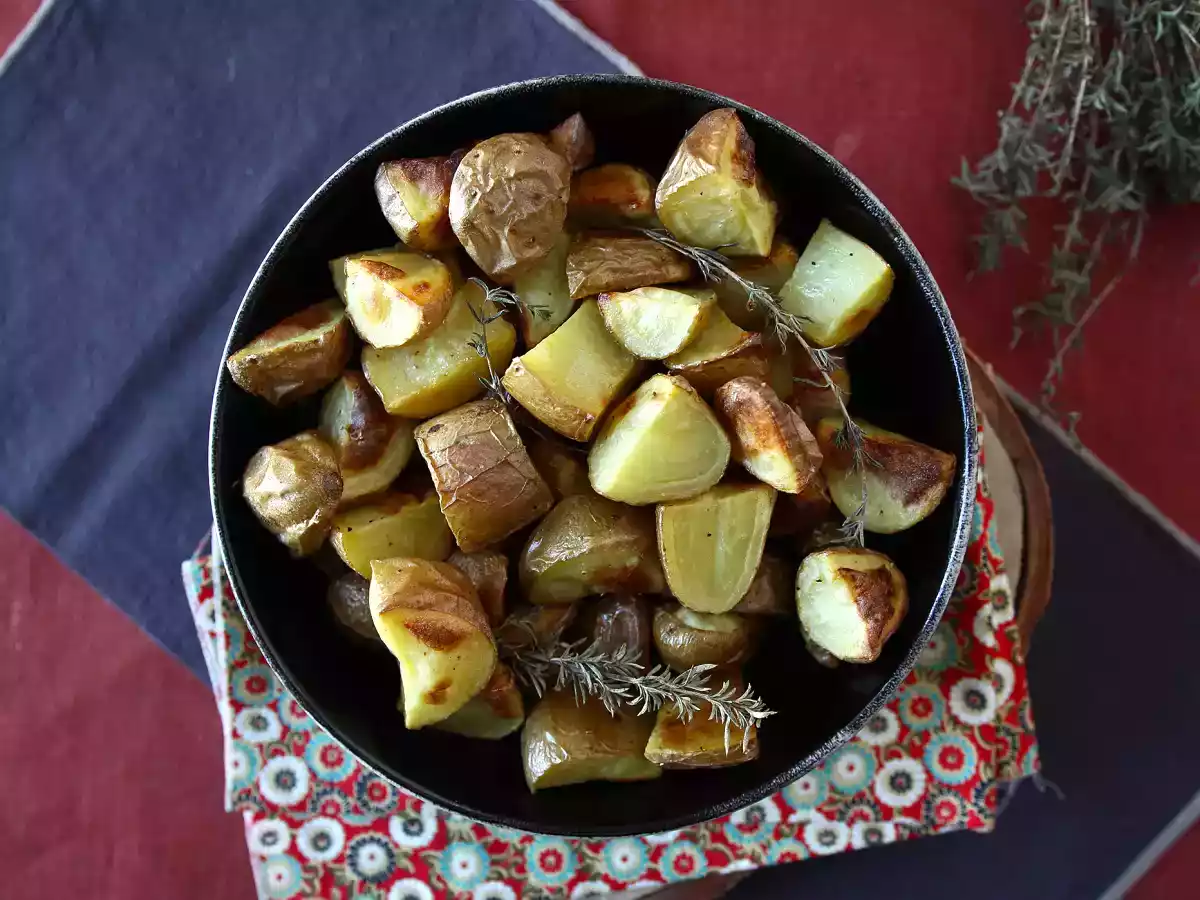 Cartofi prăjiți la cuptor, rețeta clasică și de neratat - poza 5