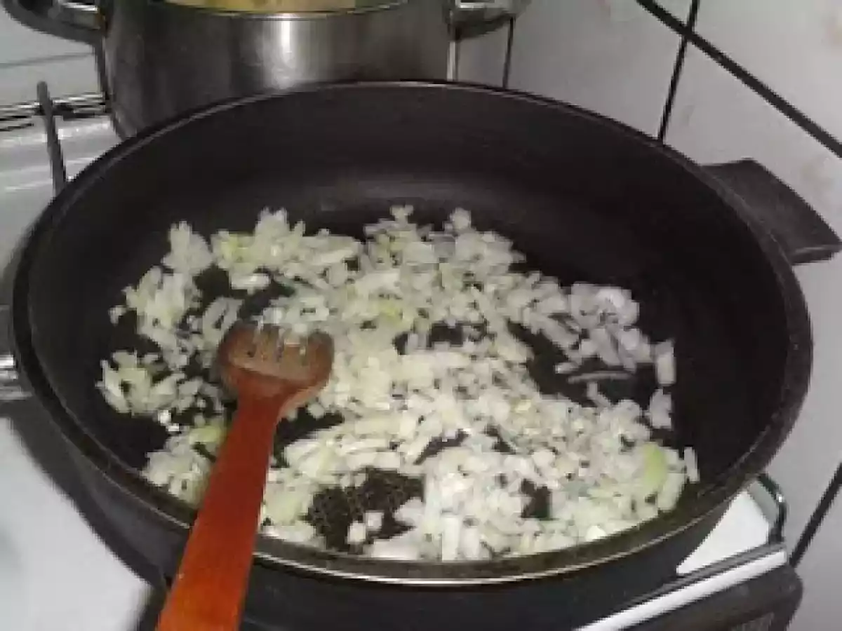 Cartofi taranesti cu ficatei de pui - poza 3