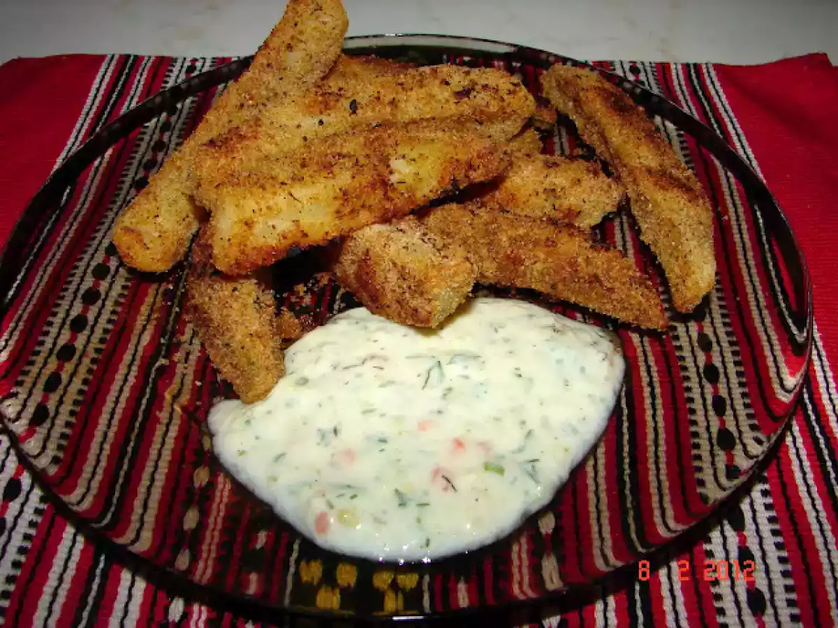 Cartofi trasi in pesmet cu sos de iaurt - poza 3