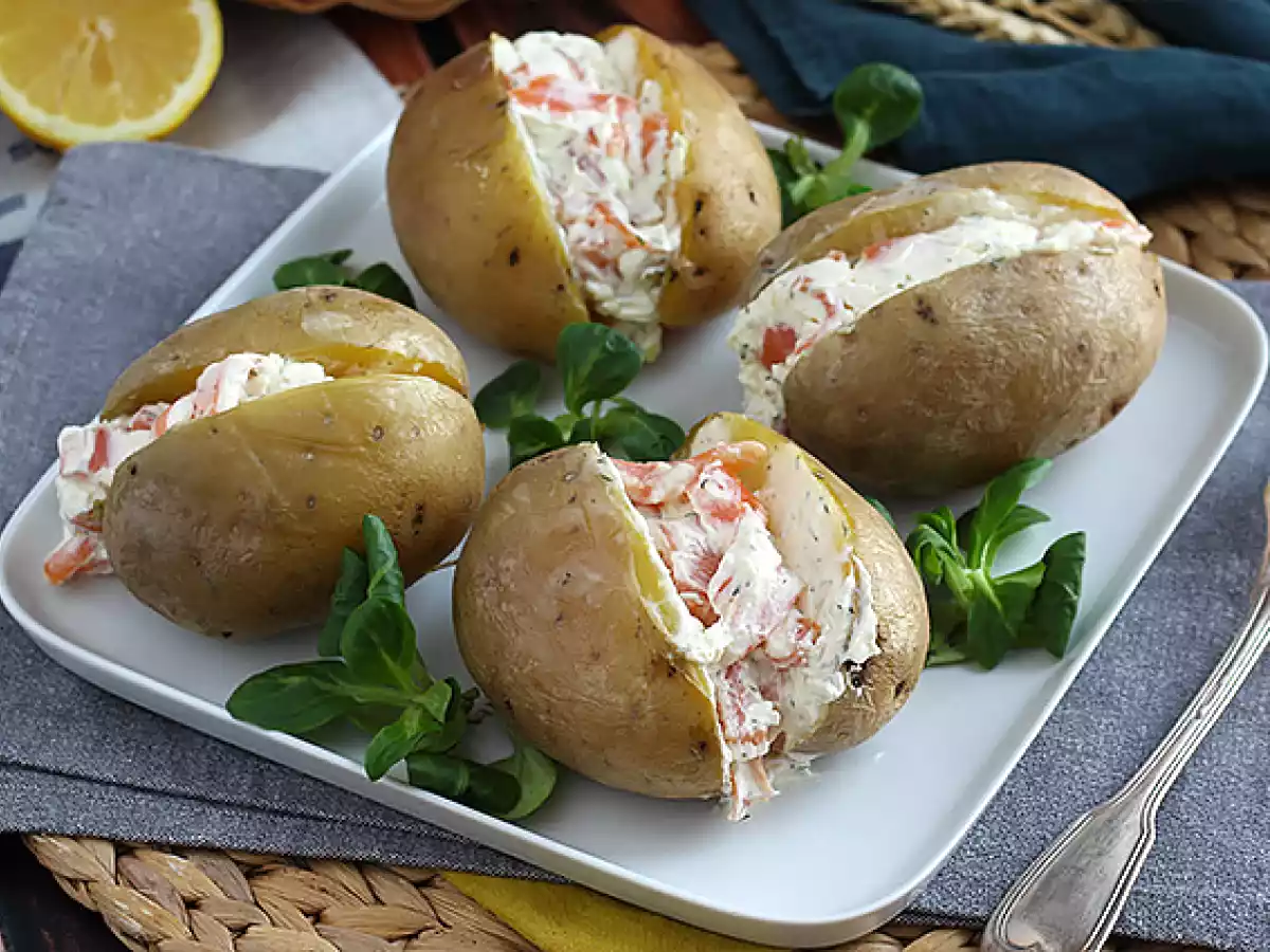 Cartofi umpluti cu somon - poza 2