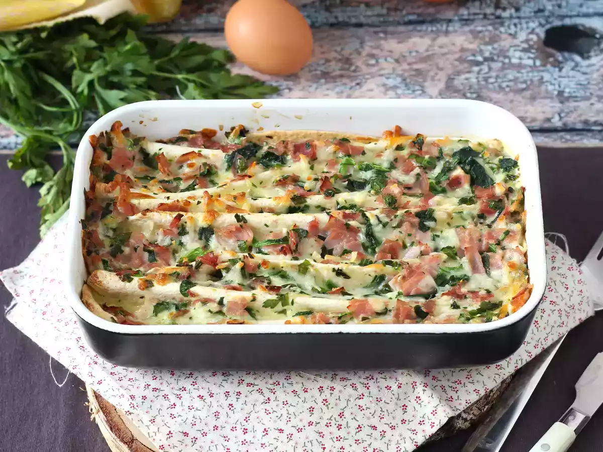 Ce să faci cu tortilla, șuncă presată, spanac și mozzarella?