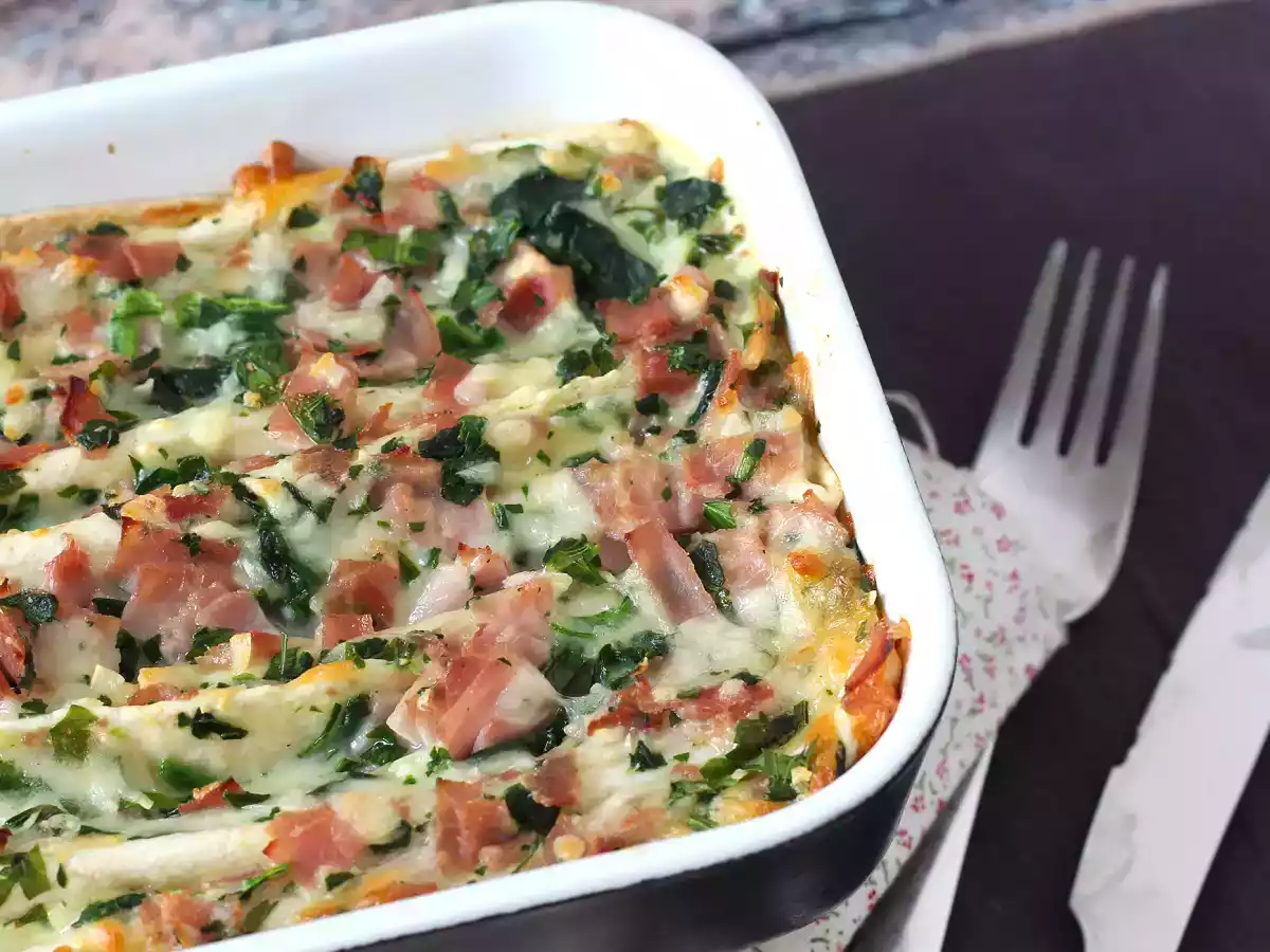 Ce să faci cu tortilla, șuncă presată, spanac și mozzarella? - poza 9