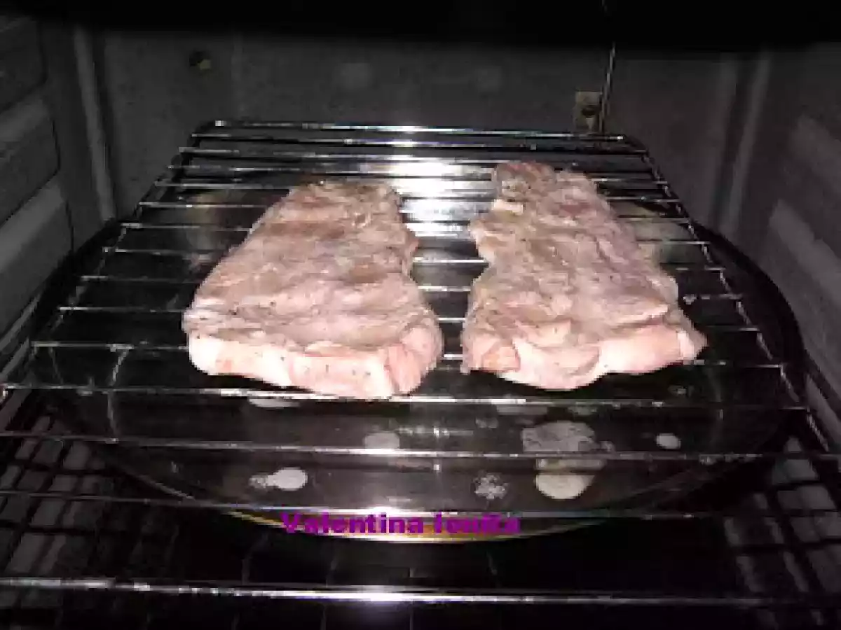 CEAFA DE PORC MARINATA LA GRILL (GRATAR) - poza 5