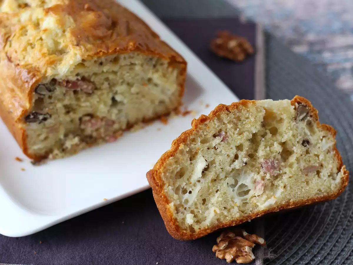 Chec aperitiv cu bacon, brânză de capră și nucă - poza 3
