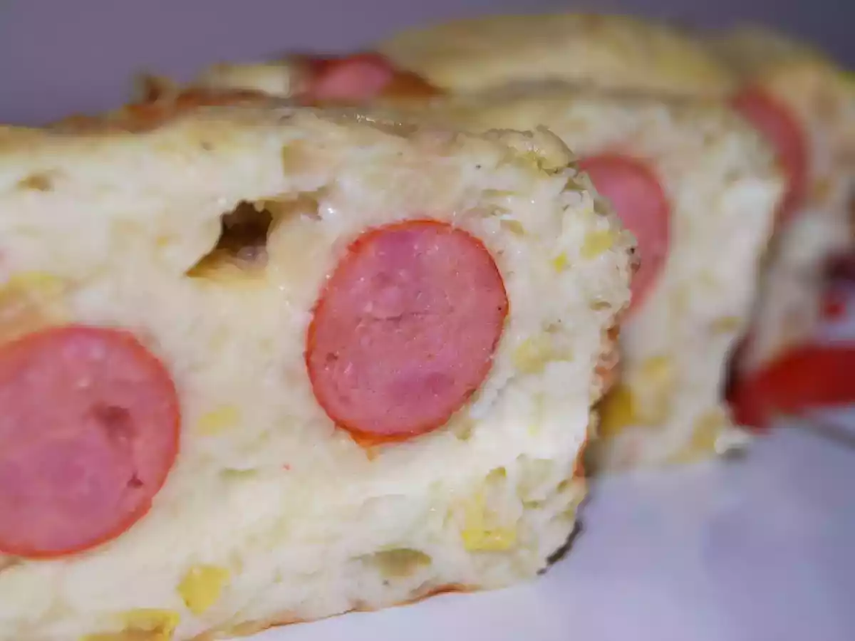 Chec aperitiv cu cascaval si carnaciori - poza 2