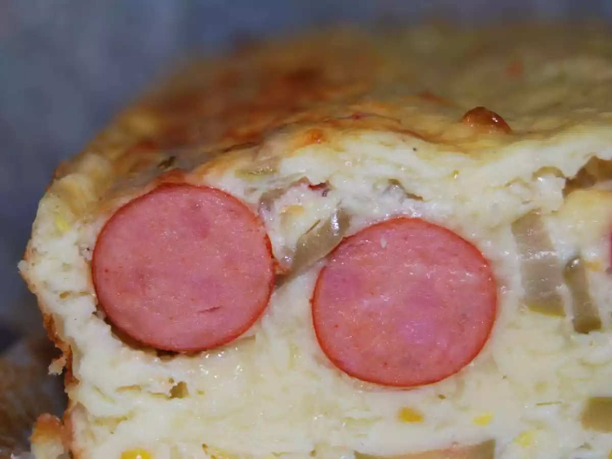 Chec aperitiv cu cascaval si carnaciori - poza 4