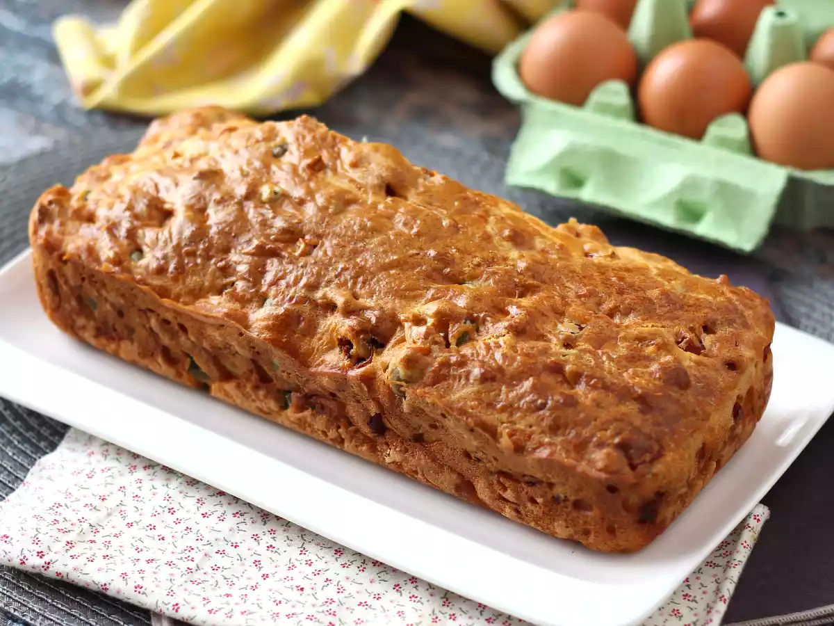 Chec aperitiv cu șuncă, măsline, roșii uscate și skyr - poza 4